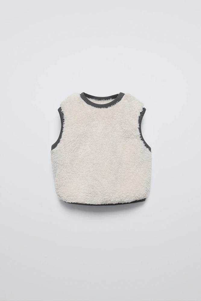 FAUX FUR VEST