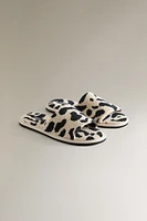 CHAUSSONS À BOUT OUVERT ÉPONGE ANIMAL PRINT