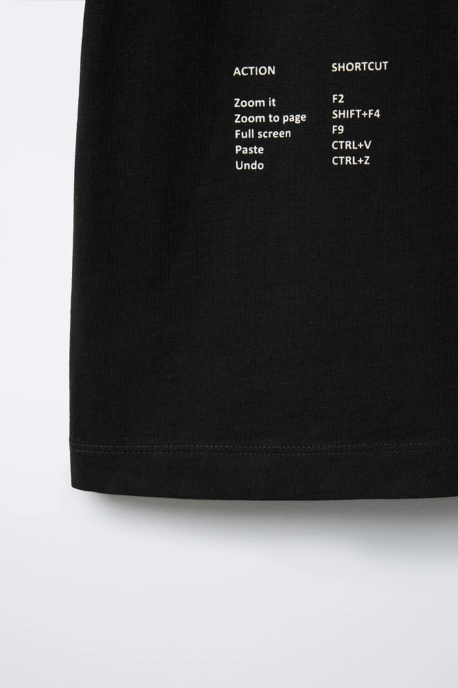 HEAVY WEIGHT EMBROIDERED TEXT T-SHIRT