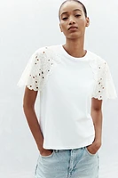 EMBROIDERED SLEEVE T-SHIRT