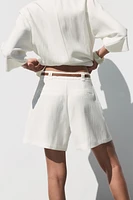 BERMUDA PINCES CEINTURE