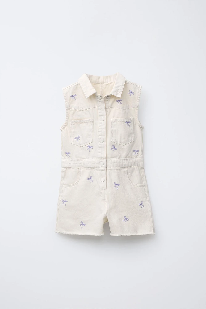 COMBI-SHORT EN SERGÉ AVEC NŒUDS BRODÉS