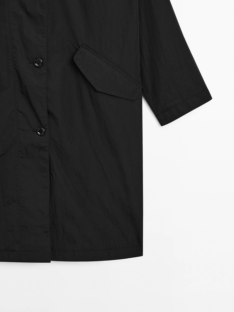 Flowing water-repellent fabric trench coat