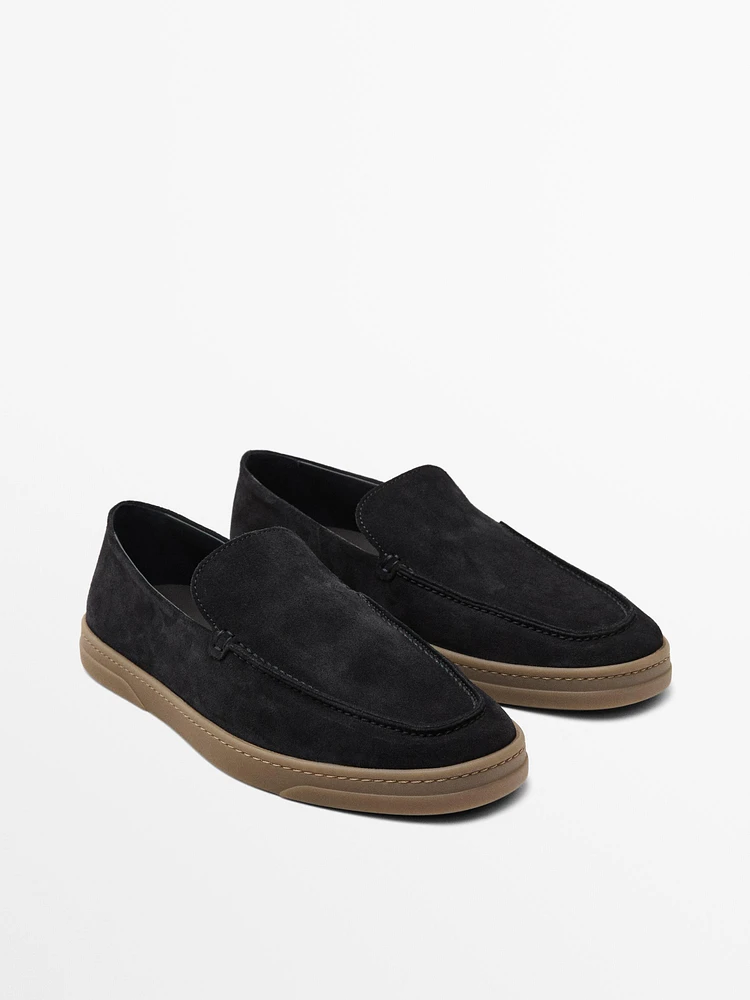 Mocassins souples en croûte de cuir