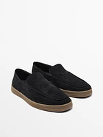 Mocassins souples en croûte de cuir