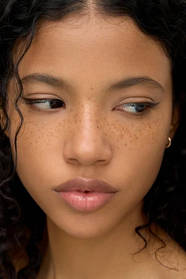 2 IN 1 FRECKLE PEN & EYELINER