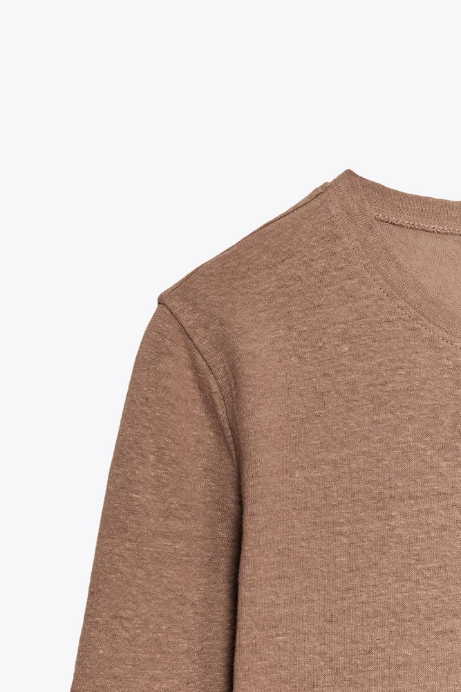BUTTONED LINEN T-SHIRT
