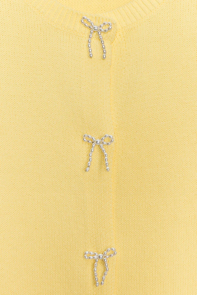 GILET EN MAILLE LACETS PERLES