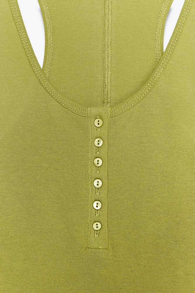 TOP EN COTON BOUTONNÉ