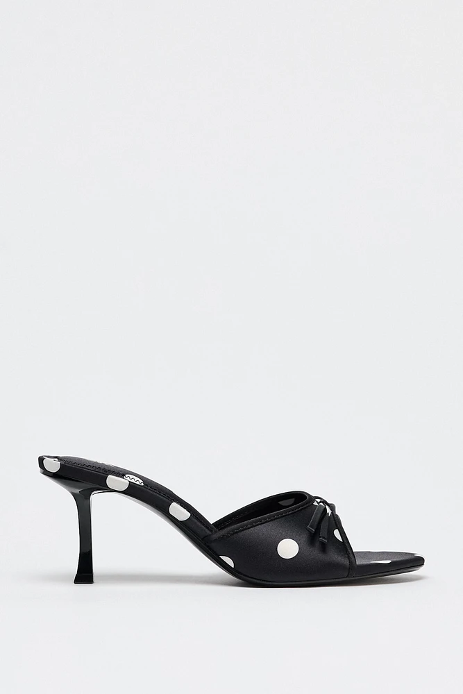 SATIN EFFECT POLKA DOT SANDALS