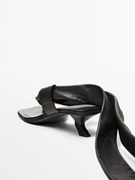 Sandales à talon avec nœud en cuir - Limited Edition