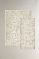 VINTAGE STYLE AREA RUG