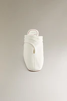 MULES CROISÉES CUIR