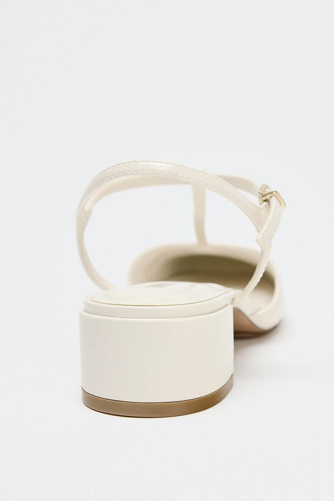CHAUSSURES OUVERTES À L'ARRIÈRE BRIDES EFFET VERNI