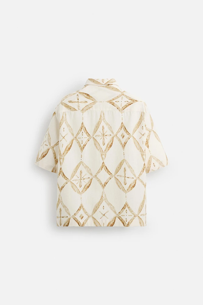 RELAXED FIT GEOMETRIC PRINT SHIRT