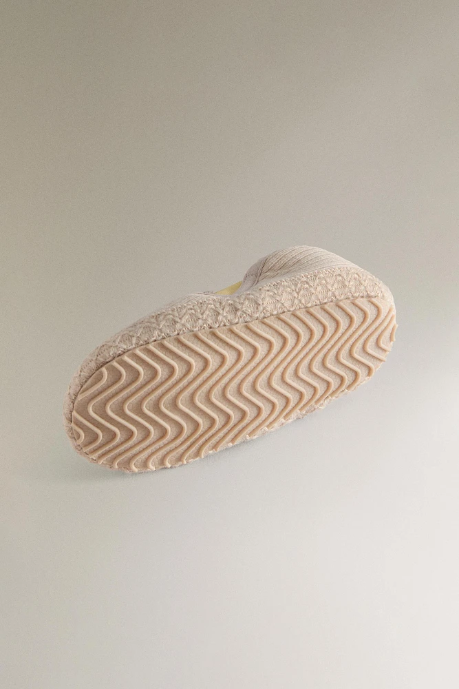 NEUTRAL MOROCCAN SLIPPERS