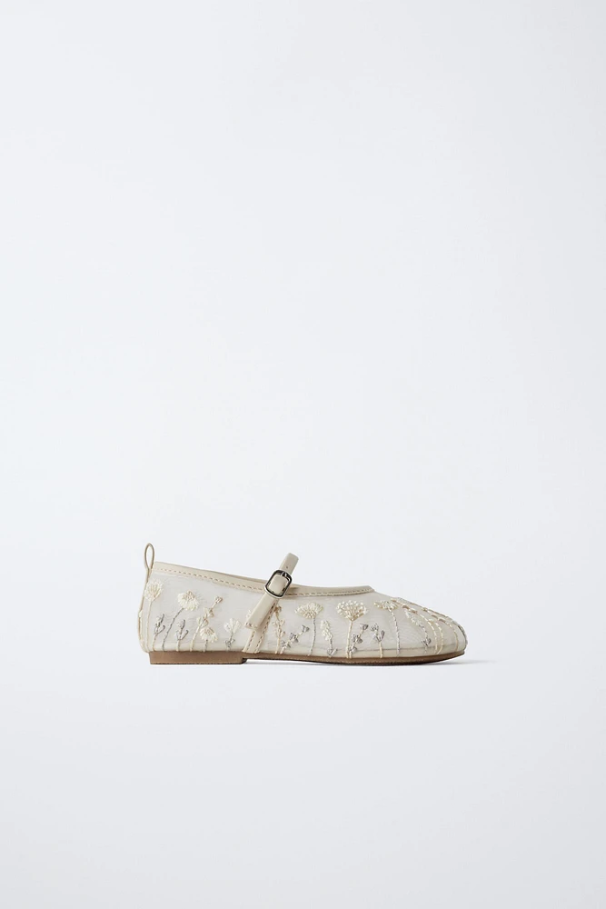 EMBROIDERED BALLET FLATS