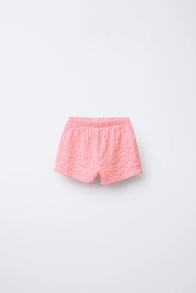 TEXTURED SHORTS
