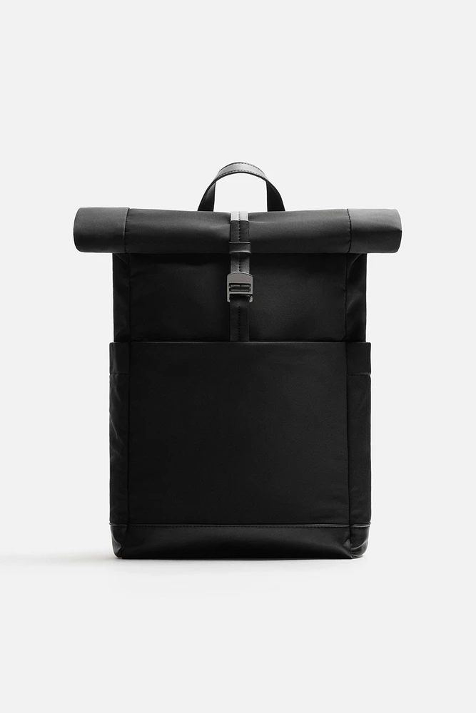 TECHNICAL FLAP BACKPACK