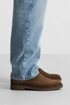 LEATHER CHELSEA BOOTS