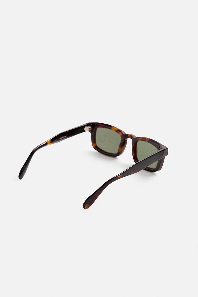 RECTANGULAR SUNGLASSES