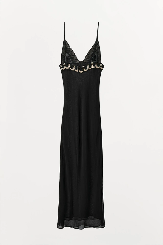 ROBE À BRETELLES FANTAISIE