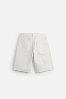 BERMUDA EN DENIM COUPE BAGGY EFFET CIRÉ