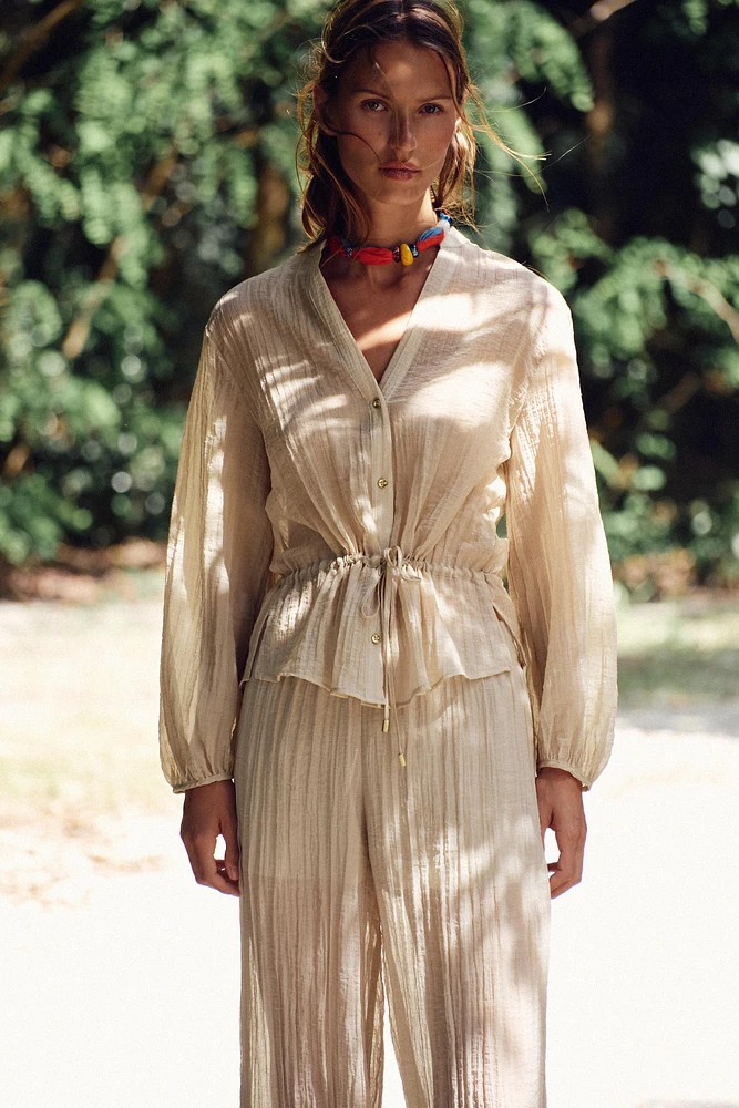 CHEMISE SEMI-TRANSPARENTE À EFFET PLISSÉ