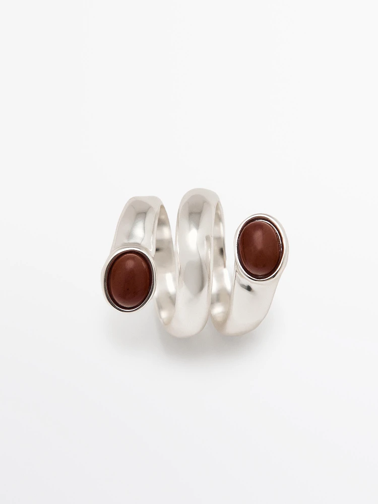 Spiral ring with encrusted details