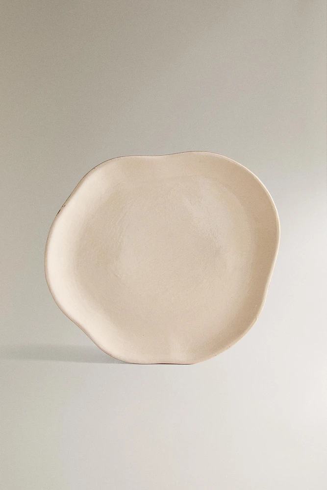 ASSIETTE PLATE GRÈS IRRÉGULIER