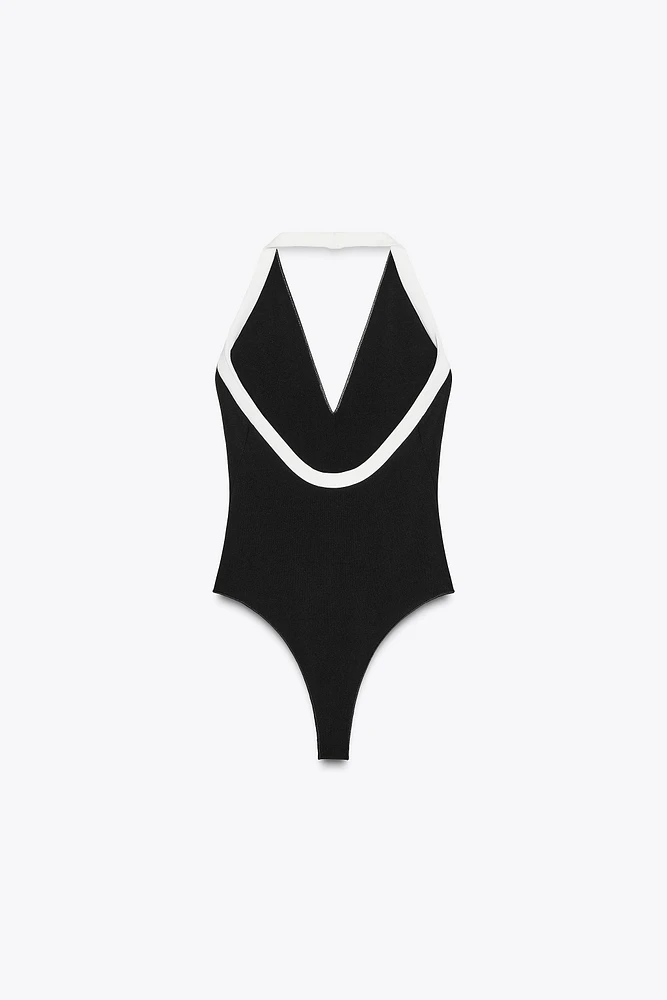 CONTRAST STRETCH BODYSUIT