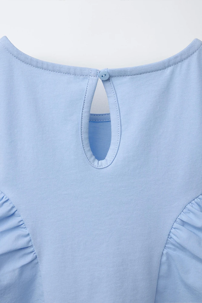 T-SHIRT EN MATIÈRES VARIÉES À FLEURS