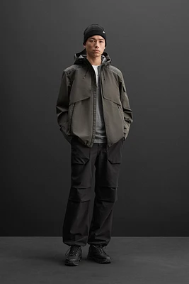 UTILITY POCKET JACKET X HELEMENT