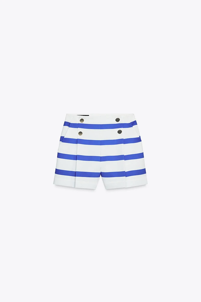 STRIPED BUTTON SHORTS