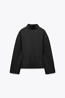 SOFT PLEATED TOP