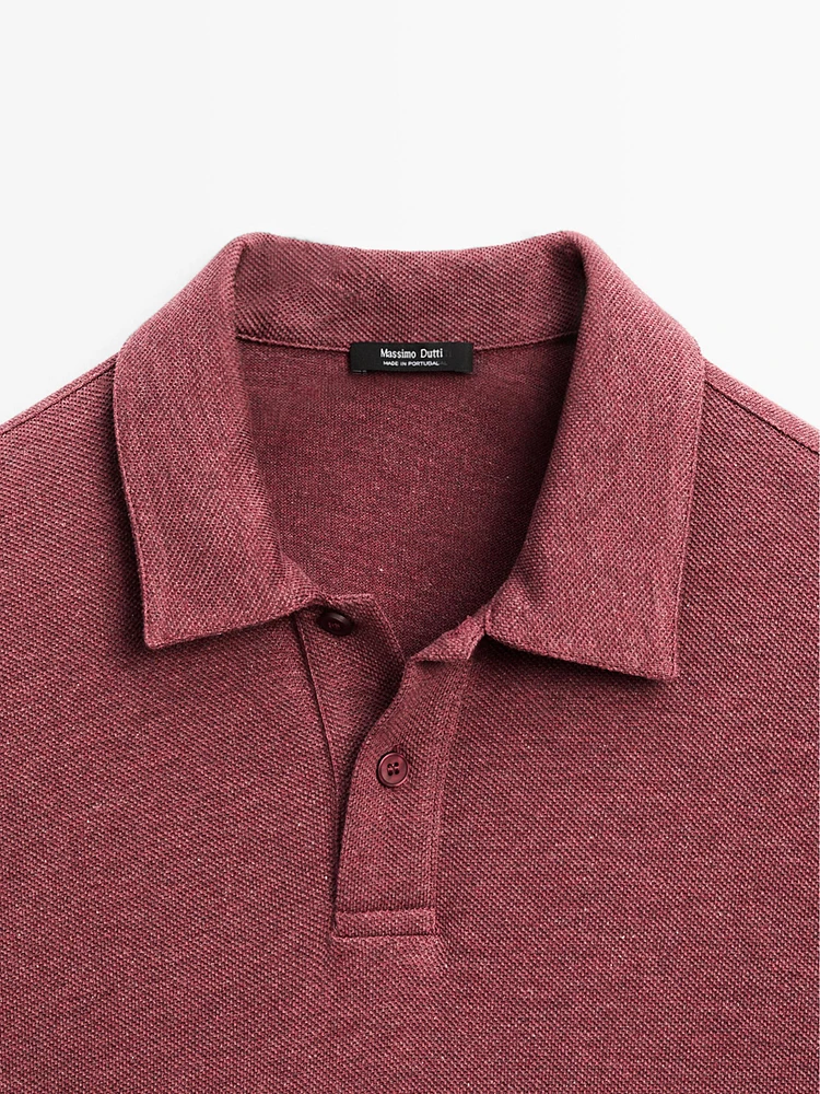 Textured piqué short sleeve polo shirt