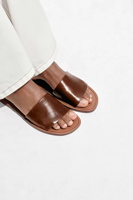 SOFT LEATHER SLIDES