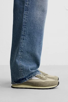 RETRO SNEAKERS