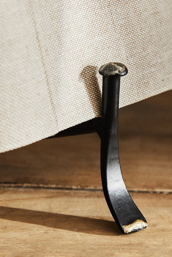 METAL STAND