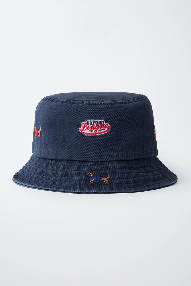 OXFORD PATCH BUCKET HAT