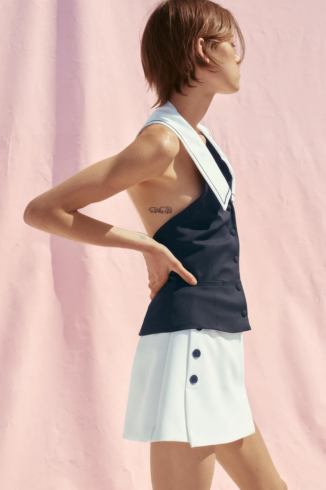 JUPE-SHORT À BOUTONS
