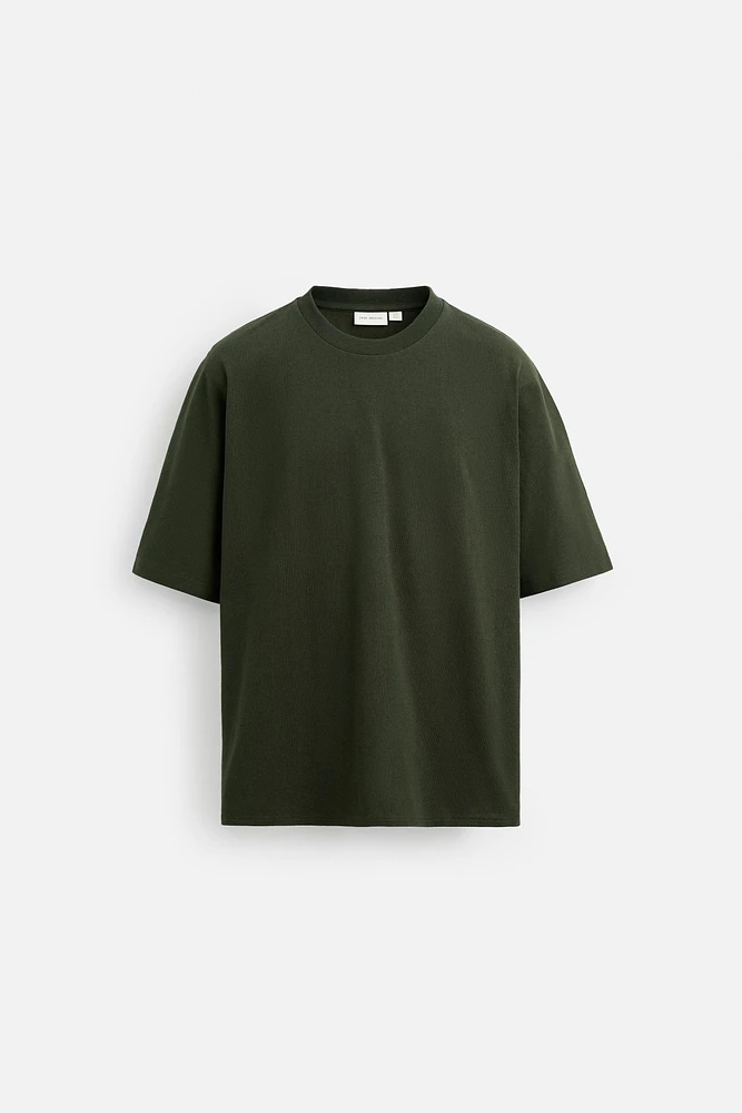 RELAXED FIT T-SHIRT