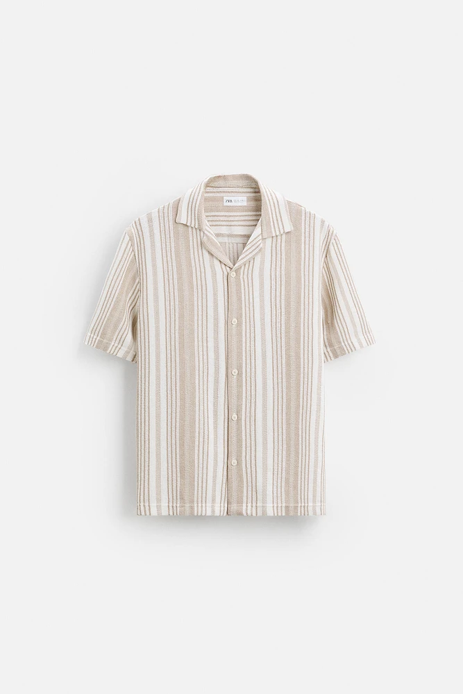 TEXTURED STRIPED SHIRT