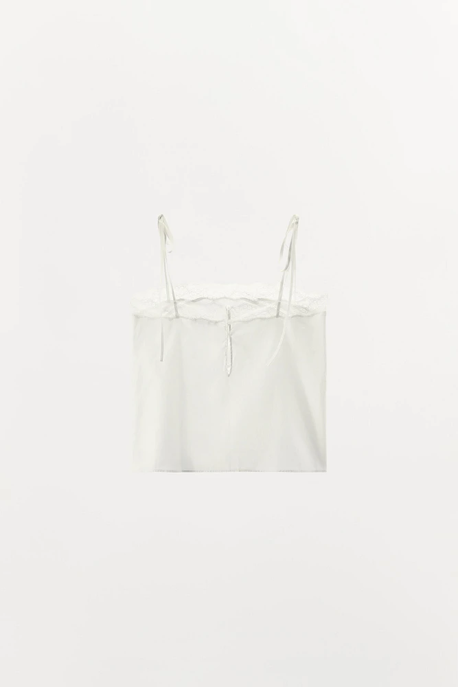 TOP DENTELLE ENTRE-DEUX