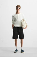 SEAMED JOGGING SHORTS