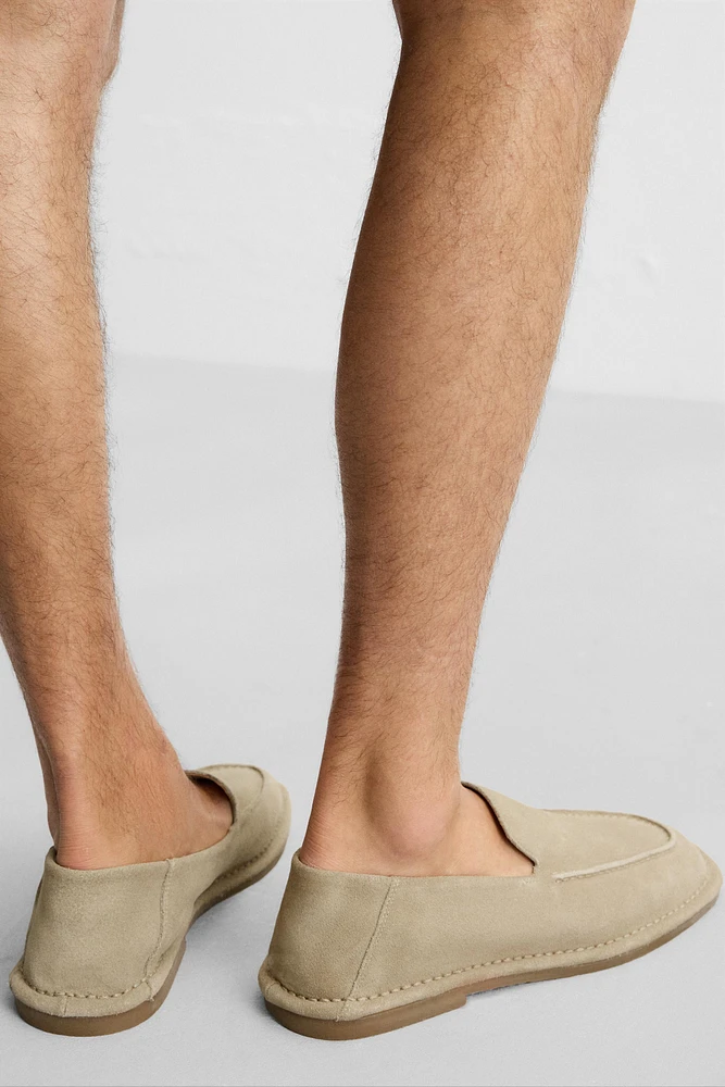 CASUAL LEATHER LOAFERS