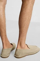 CASUAL LEATHER LOAFERS