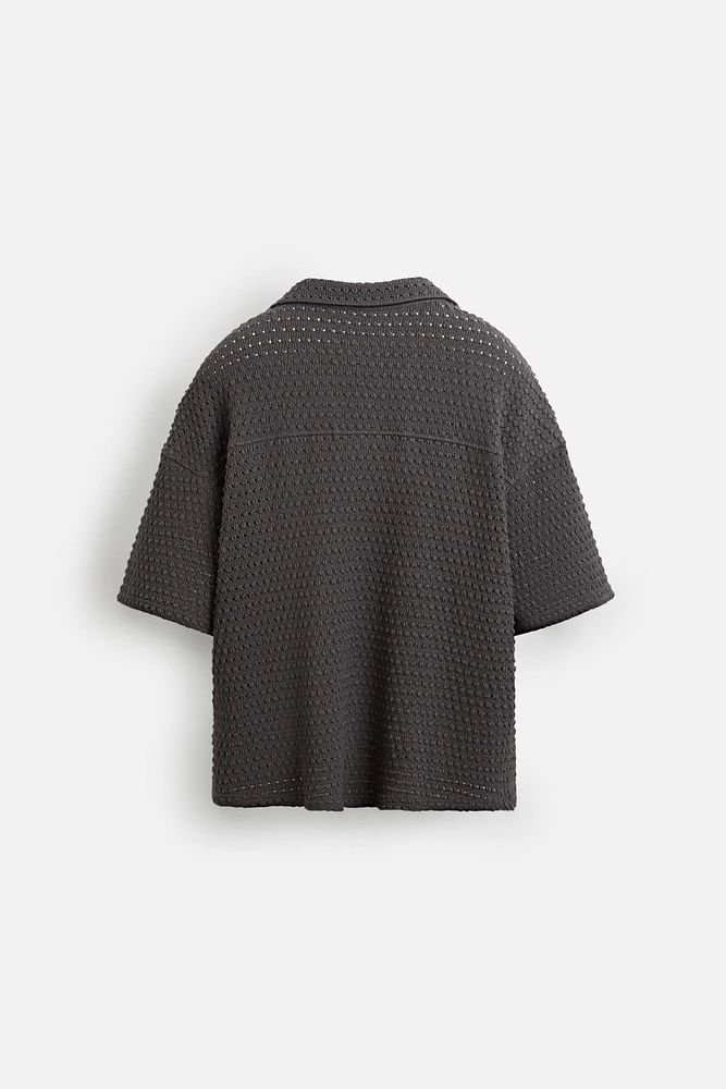 IRREGULAR TEXTURED SHIRT