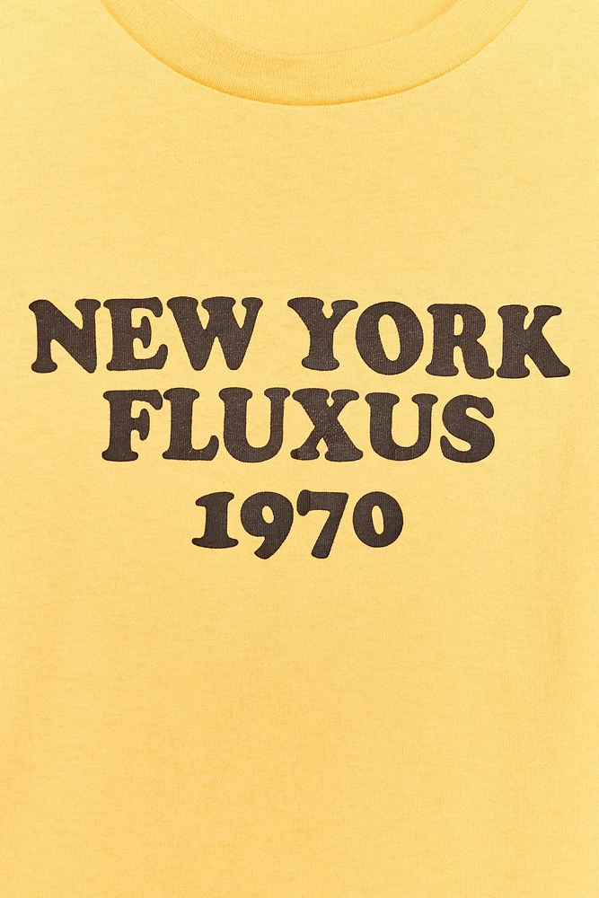 T-SHIRT DÉLAVÉ AVEC INSCRIPTION