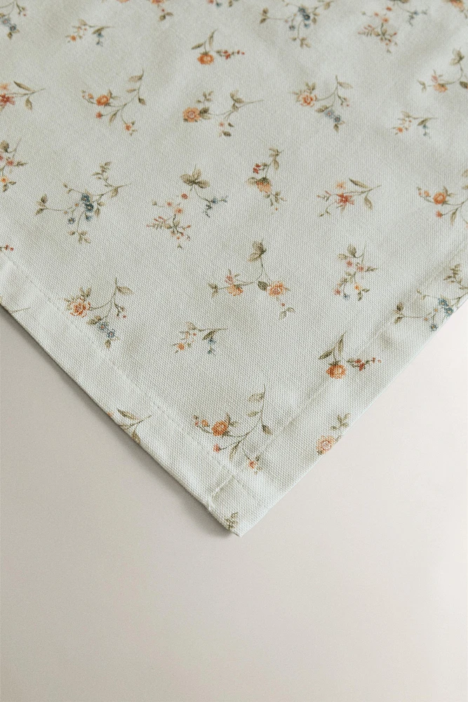 NAPPE IMPRIMÉ PETITE FLEUR